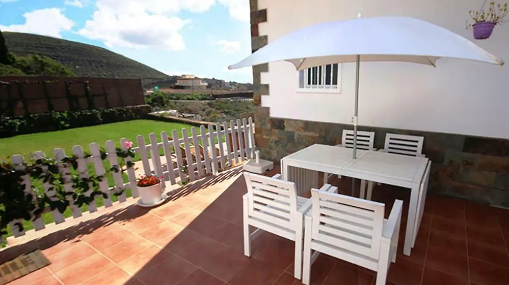 Holiday home Villa Albe, Jacuzzi Con Vistas Al Mar Arona